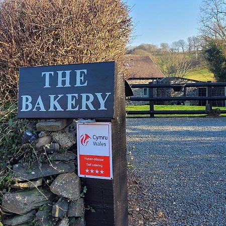 The Bakery Villa Llanddeiniol Luaran gambar